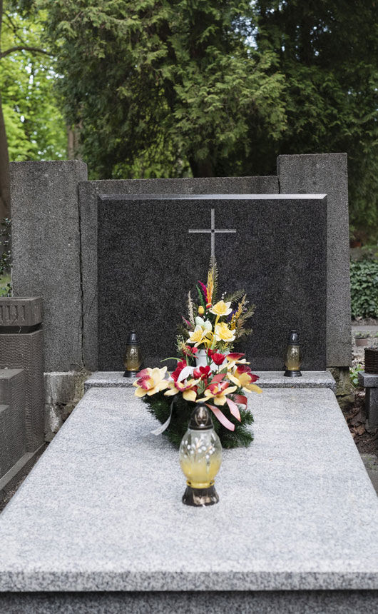 Tombe nettoyé 